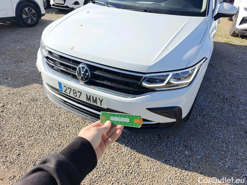 Volkswagen  Tiguan VOLKSWAGEN  / 2020 / 5P / todoterreno Life 1.4 TSI eHybrid 180kW (245CV) DSG #20