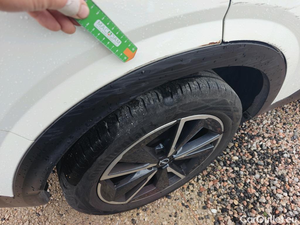  Nissan  Qashqai NISSAN  / 2021 / 5P / todoterreno DIG-T 116kW mHEV Xtronic Tekna #21