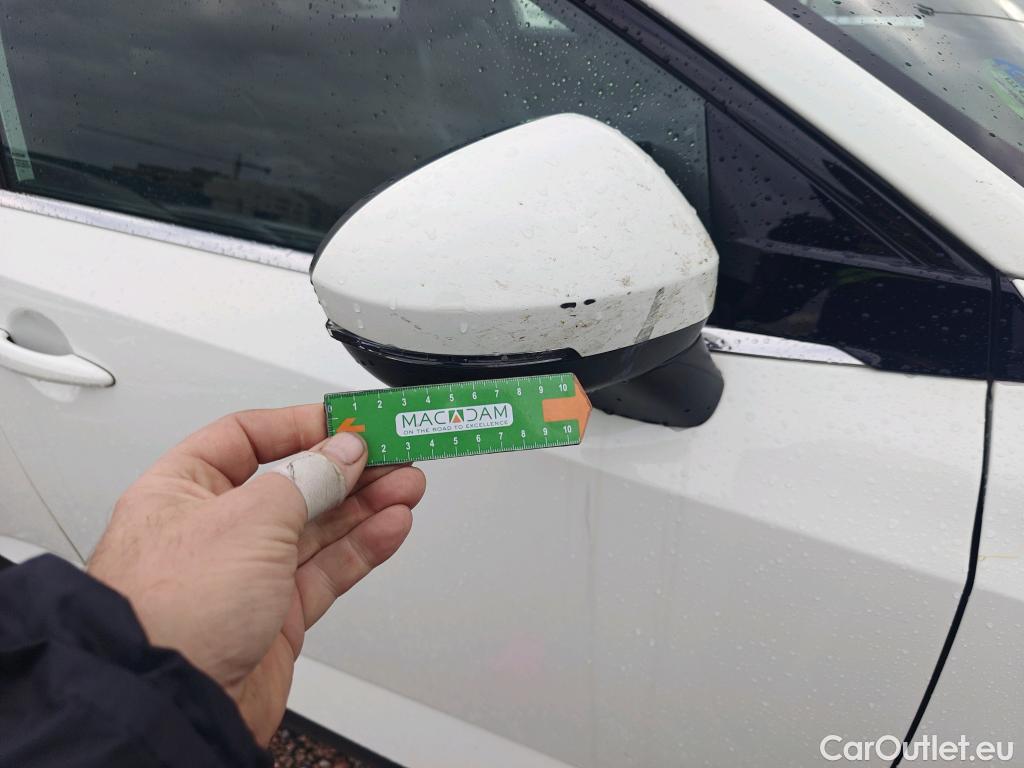  Nissan  Qashqai NISSAN  / 2021 / 5P / todoterreno DIG-T 116kW mHEV Xtronic Tekna #18