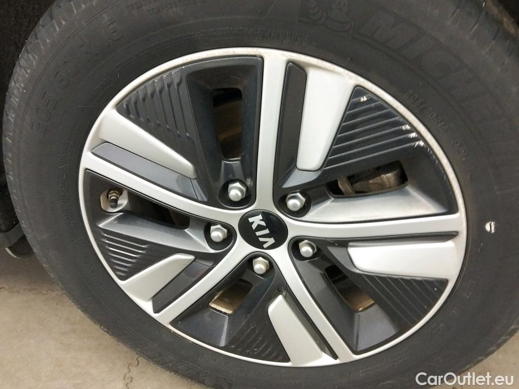  KIA  Niro  Drive 1.6 AT6 E6d #21