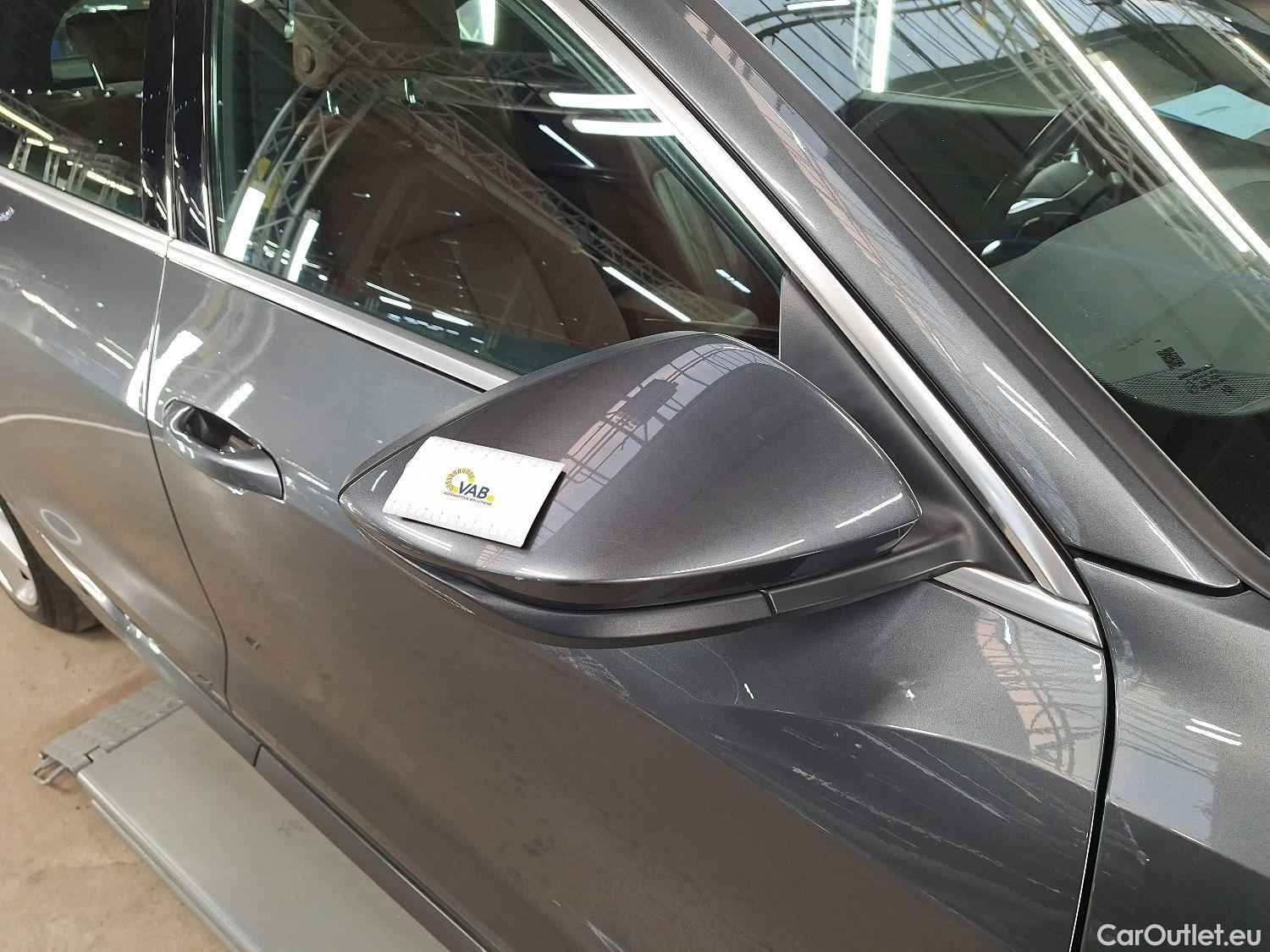  Audi  E-TRON Audi,  SB '19 BEV, Audi  Sportback 50 Quattro S-Line 5d #3