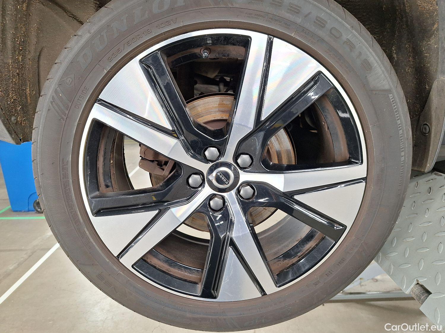  Volvo  XC 40 Volvo, XC40 '17 PHEV, Volvo XC40 T4 Recharge Geartronic R-Design 5d #7