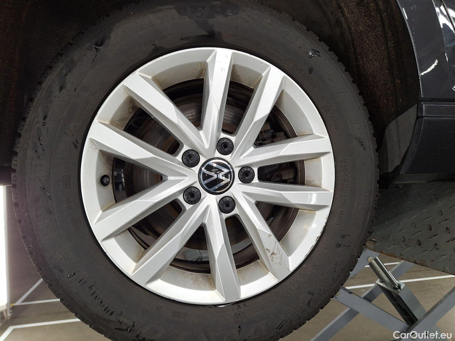  Volkswagen  Passat VW,  Variant FL'19, Volkswagen  Variant 2.0 TDI 90kW DSG Style B #11