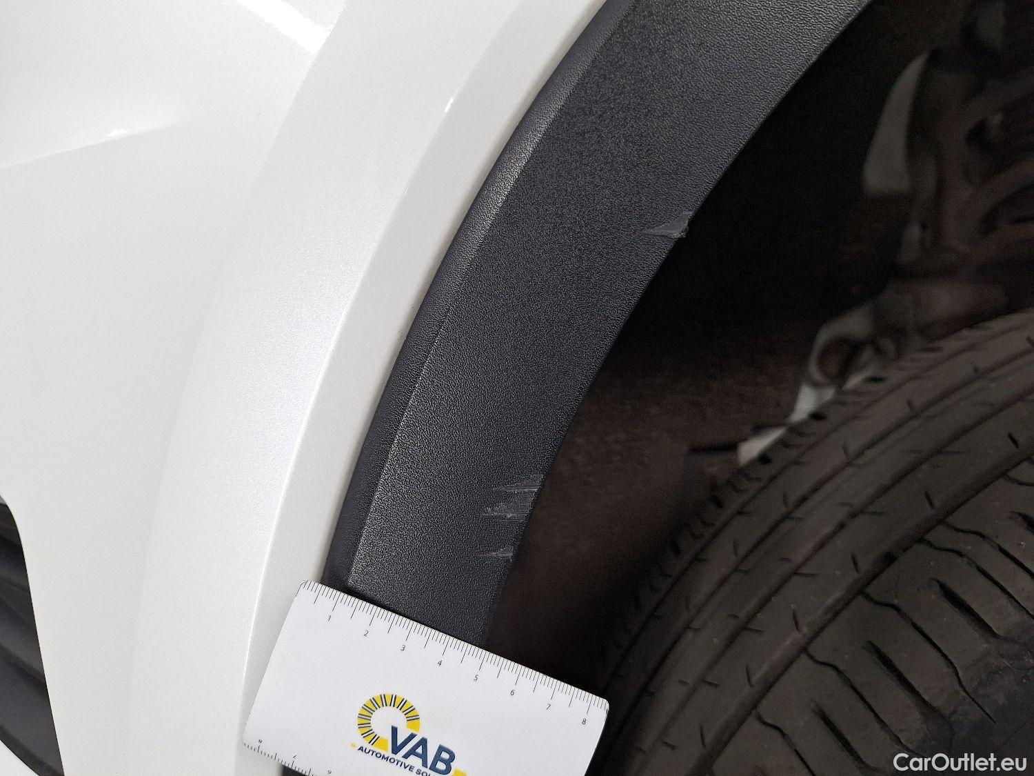  Volvo  XC 40 Volvo, XC40 '17 PHEV, Volvo XC40 T4 Recharge Geartronic R-Design 5d #10