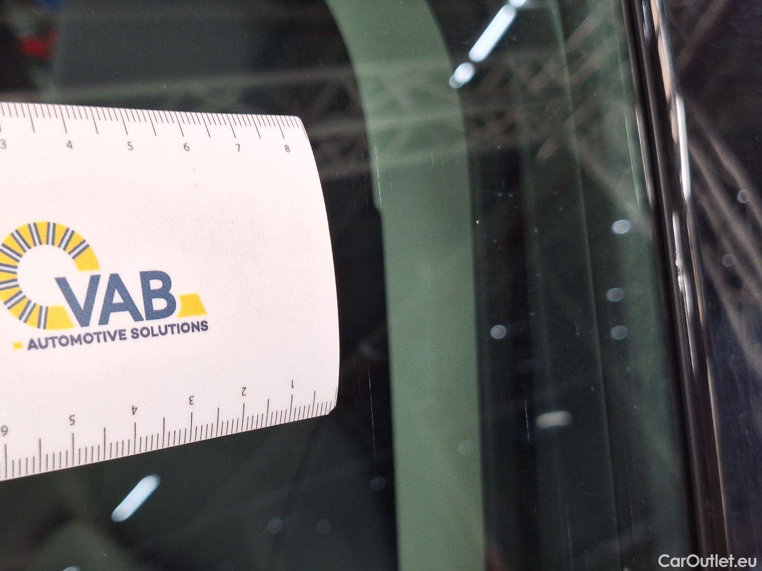  Audi  Q3 Audi,  SB '19, Audi  Sportback 35 TFSI S tronic S Line 5d #39