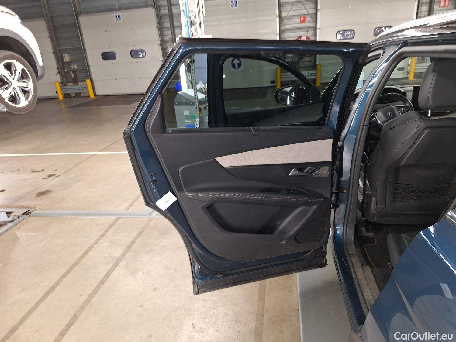  Peugeot  5008 Peugeot,  FL'20, Peugeot  1.5 BlueHDi 96kW S&S GT 5d #45