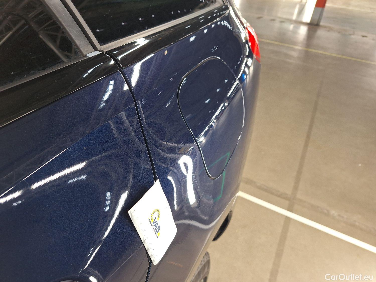  Mercedes  C-Klasse Mercedes, C-Class Br '21 PHEV, Mercedes-Benz  Break C 300 e AMG Line 5d #25