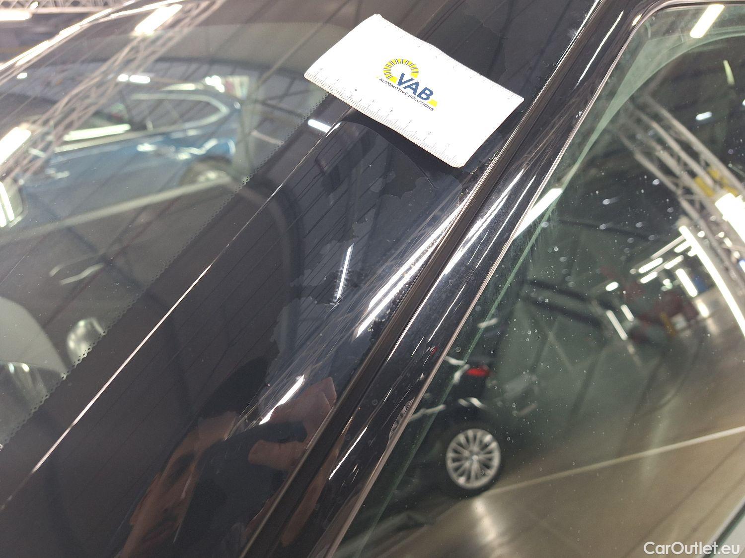  Land Rover  Range Rover Evoque Land Rover, RR.Evoque '18, Land Rover  D150 AWD Auto S 5d #26