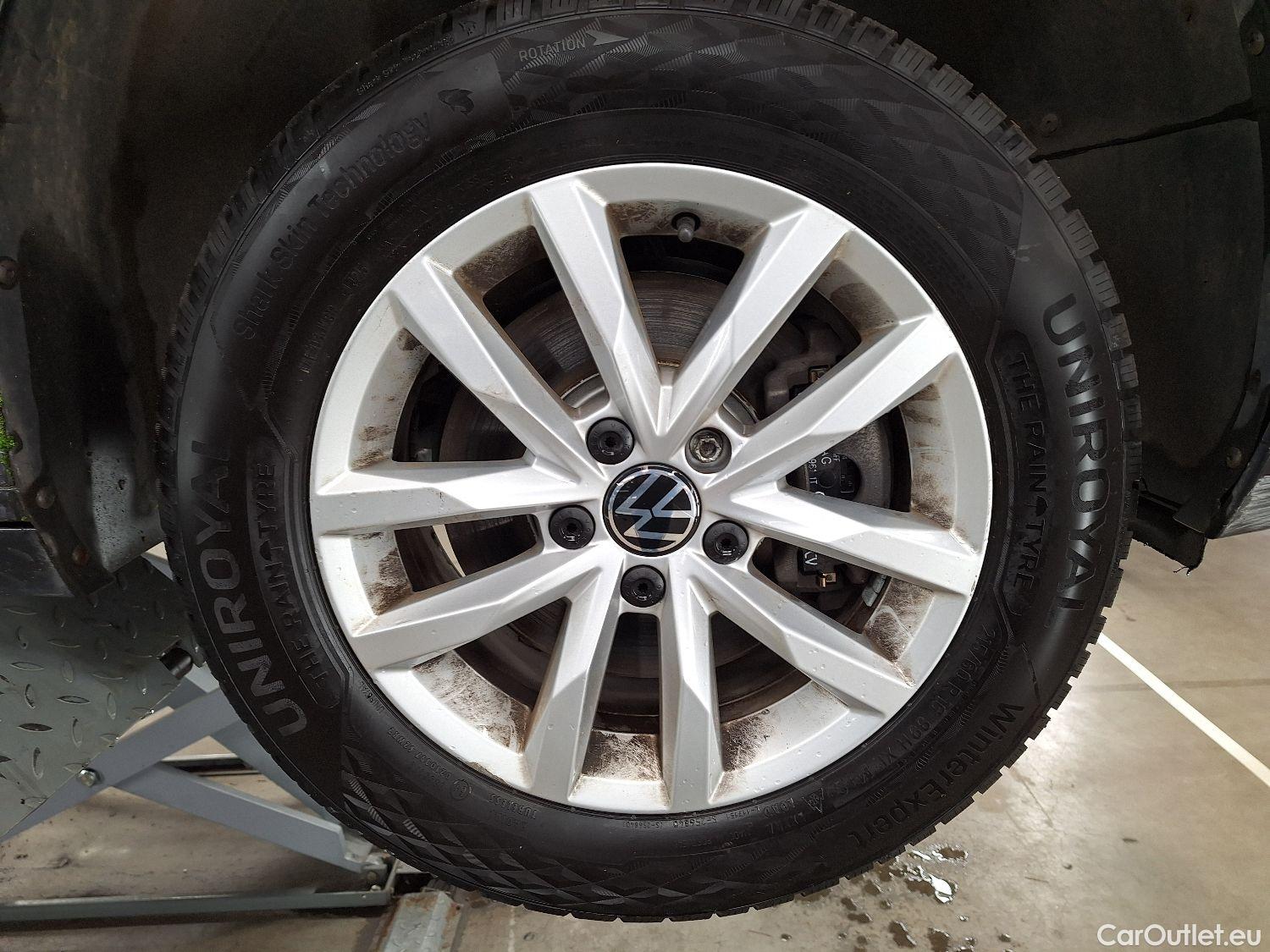  Volkswagen  Passat VW,  Variant FL'19, Volkswagen  Variant 2.0 TDI 90kW DSG Style B #14