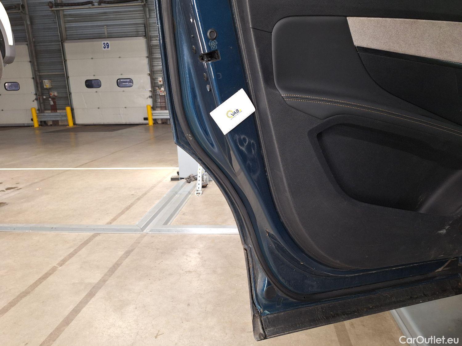  Peugeot  5008 Peugeot,  FL'20, Peugeot  1.5 BlueHDi 96kW S&S GT 5d #46