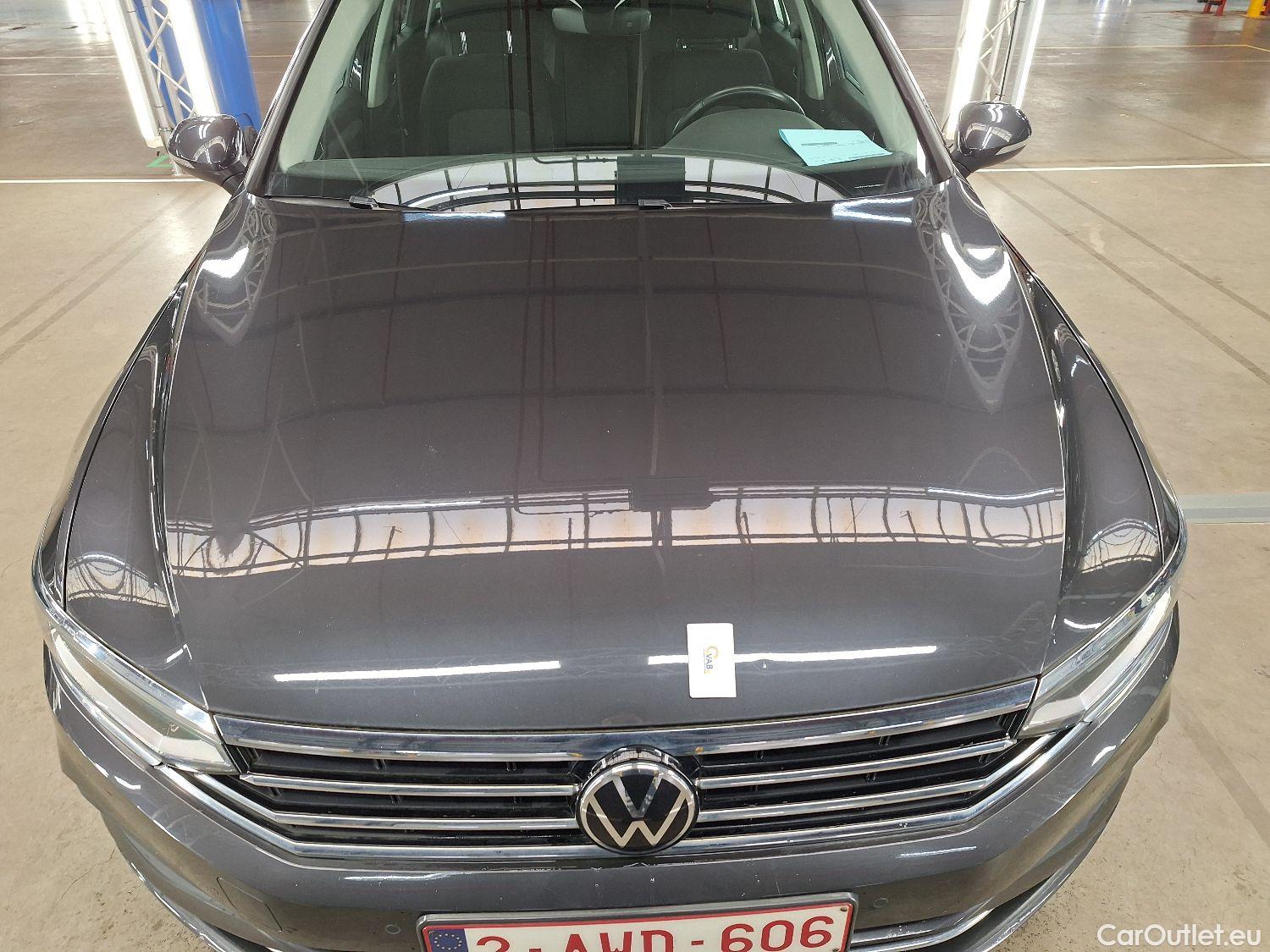  Volkswagen  Passat VW,  Variant FL'19, Volkswagen  Variant 2.0 TDI 90kW DSG Style B #1