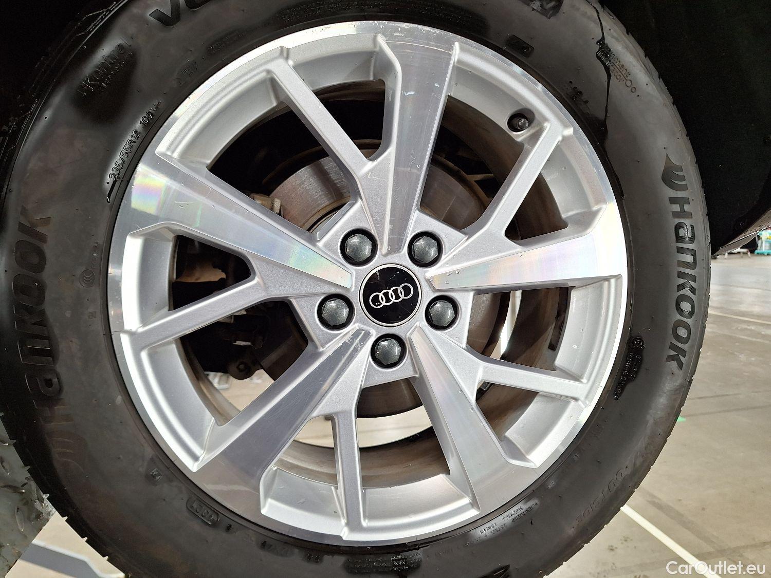  Audi  Q3 Audi,  SB '19, Audi  Sportback 35 TFSI S tronic S Line 5d #5