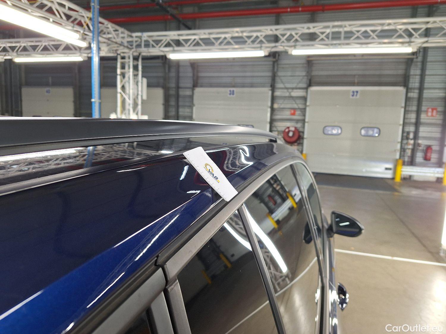  Volkswagen  Touran VW,  '15, Volkswagen  1.5 TSi Trendline DSG 5d #57