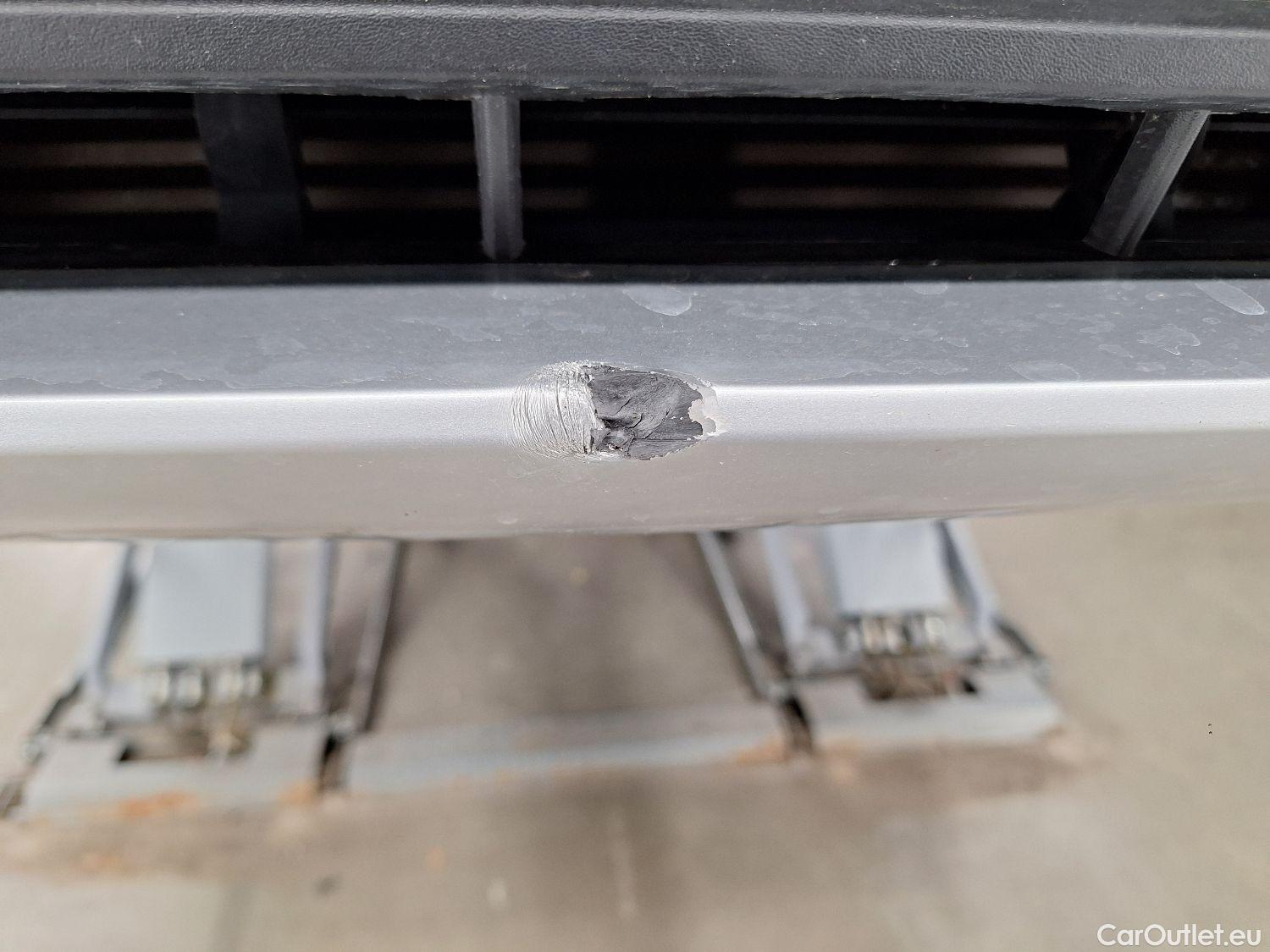  Volvo  XC 40 Volvo, XC40 '17, Volvo XC40 T3 Geartronic Momentum Pro 5d #12