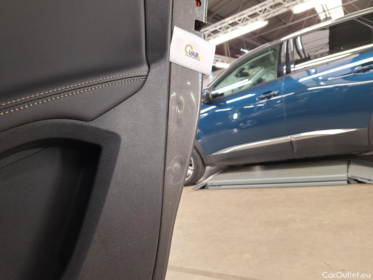  Peugeot  5008 Peugeot,  '16, Peugeot  1.5 BlueHDi 96kW S&S EAT8 GT Line 5d #27