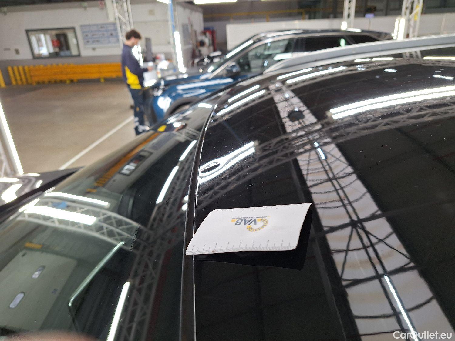  Peugeot  5008 Peugeot,  '16, Peugeot  1.5 BlueHDi 96kW S&S EAT8 GT Line 5d #44