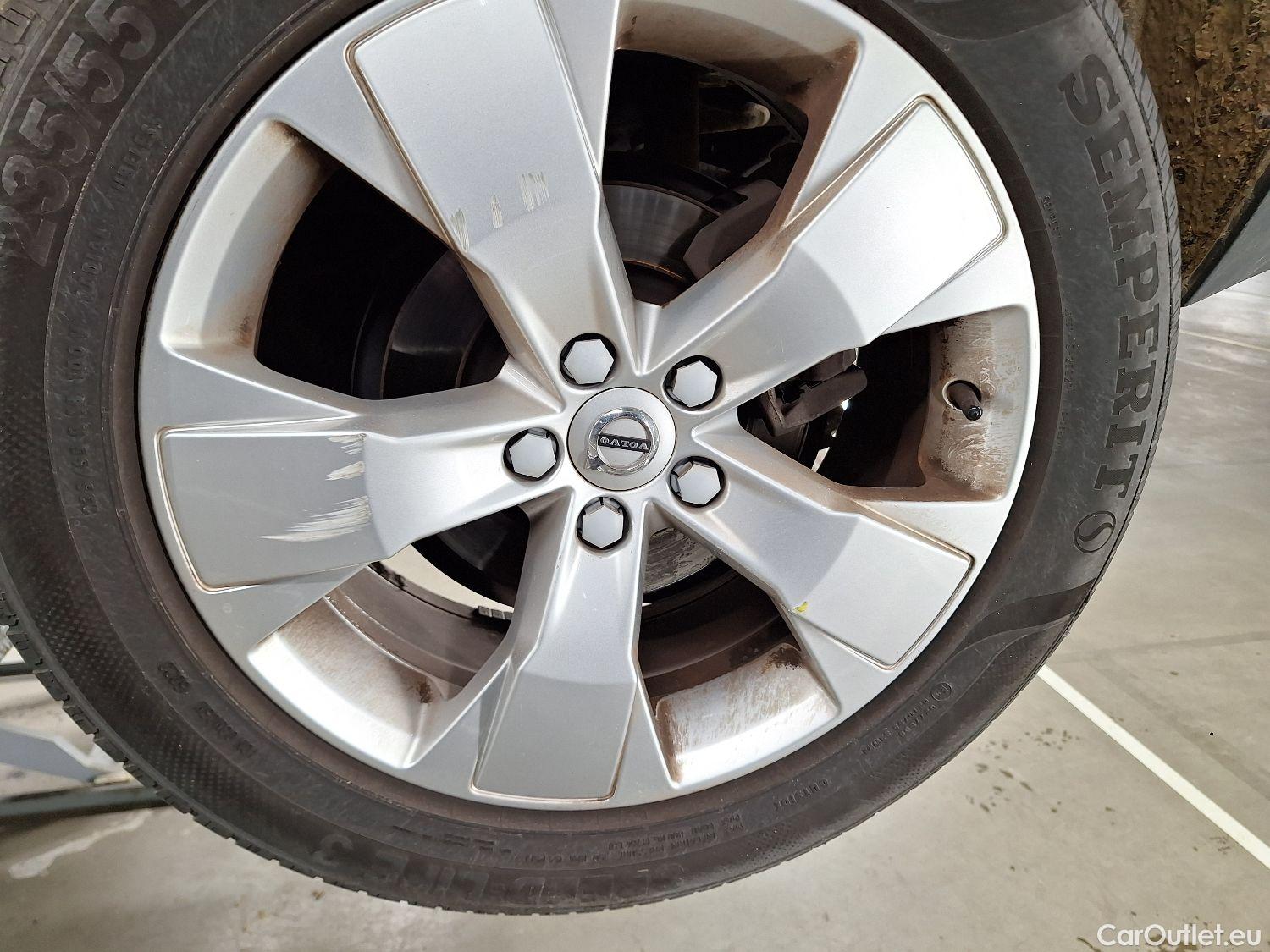  Volvo  XC 40 Volvo, XC40 '17, Volvo XC40 T3 Geartronic Momentum Pro 5d #7