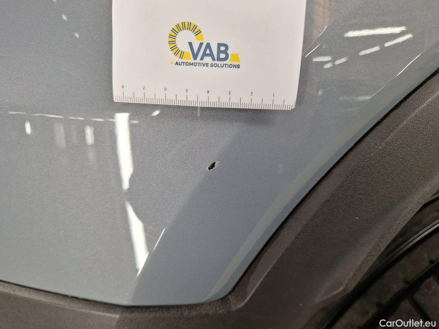  Volvo  XC 40 Volvo, XC40 '17, Volvo XC40 T2 Geartronic Momentum Pro 5d #20