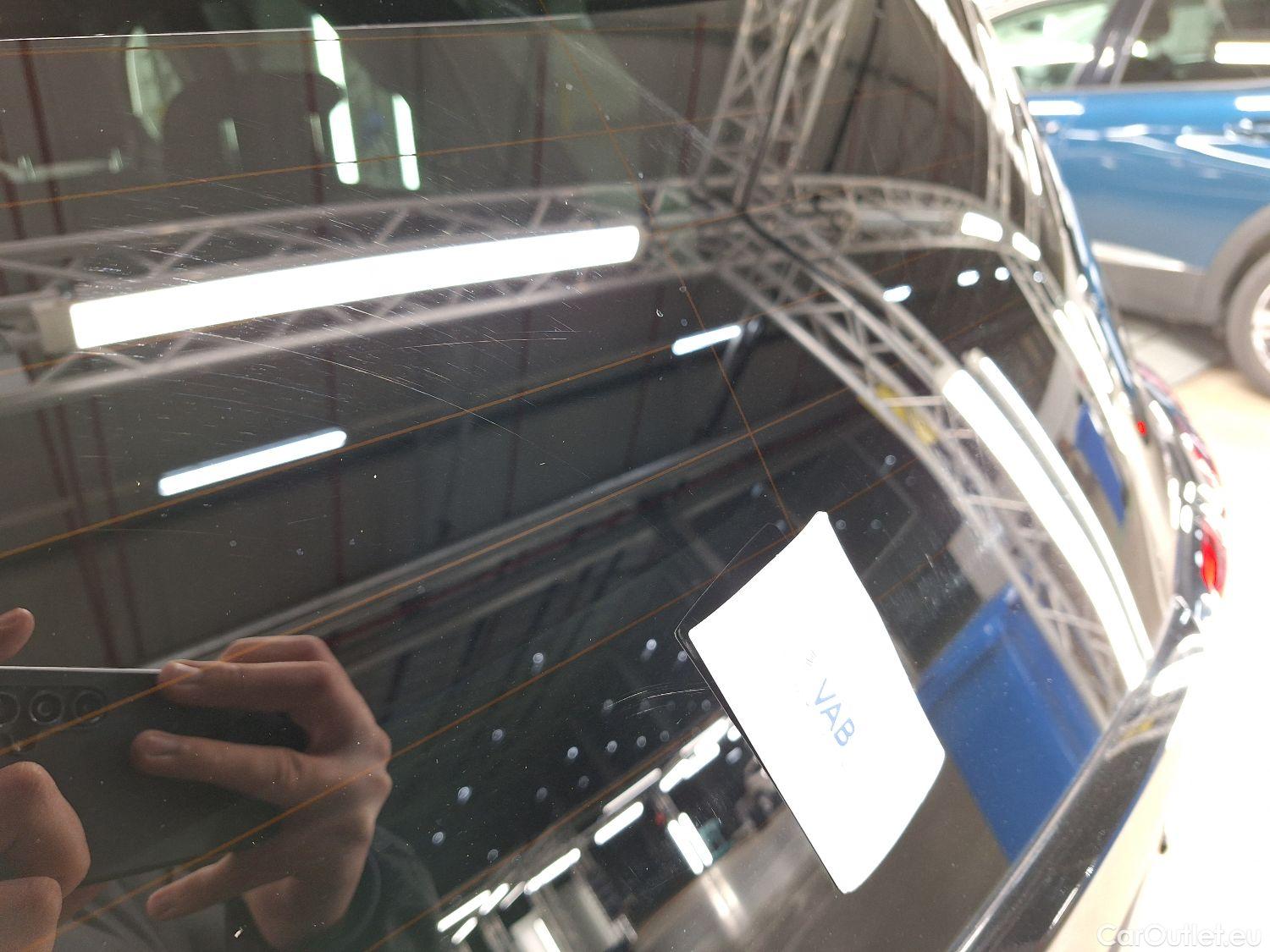  Peugeot  5008 Peugeot,  '16, Peugeot  1.5 BlueHDi 96kW S&S EAT8 GT Line 5d #38