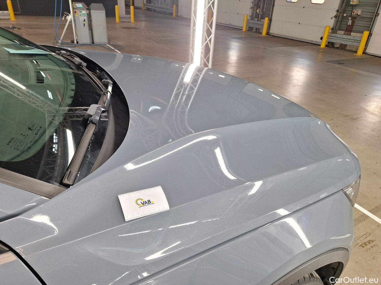  Volvo  XC 40 Volvo, XC40 '17, Volvo XC40 T2 Geartronic Momentum Pro 5d #43