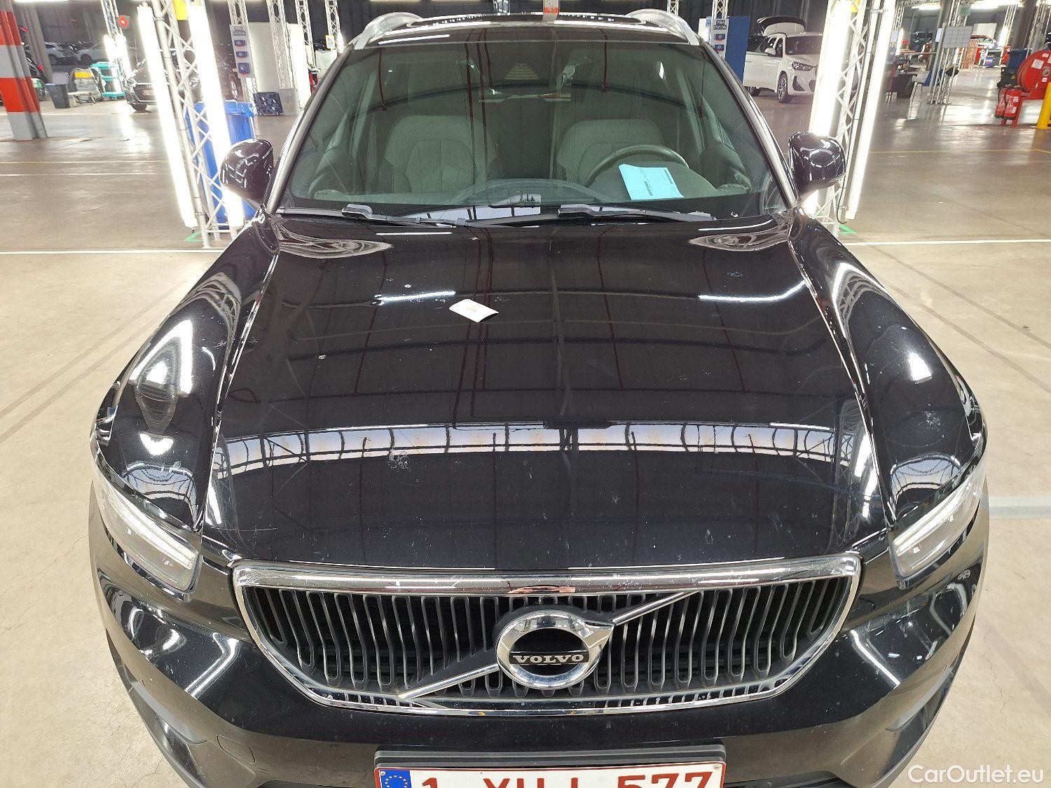  Volvo  XC 40 Volvo, XC40 '17, Volvo XC40 T2 Geartronic Momentum Pro 5d #42