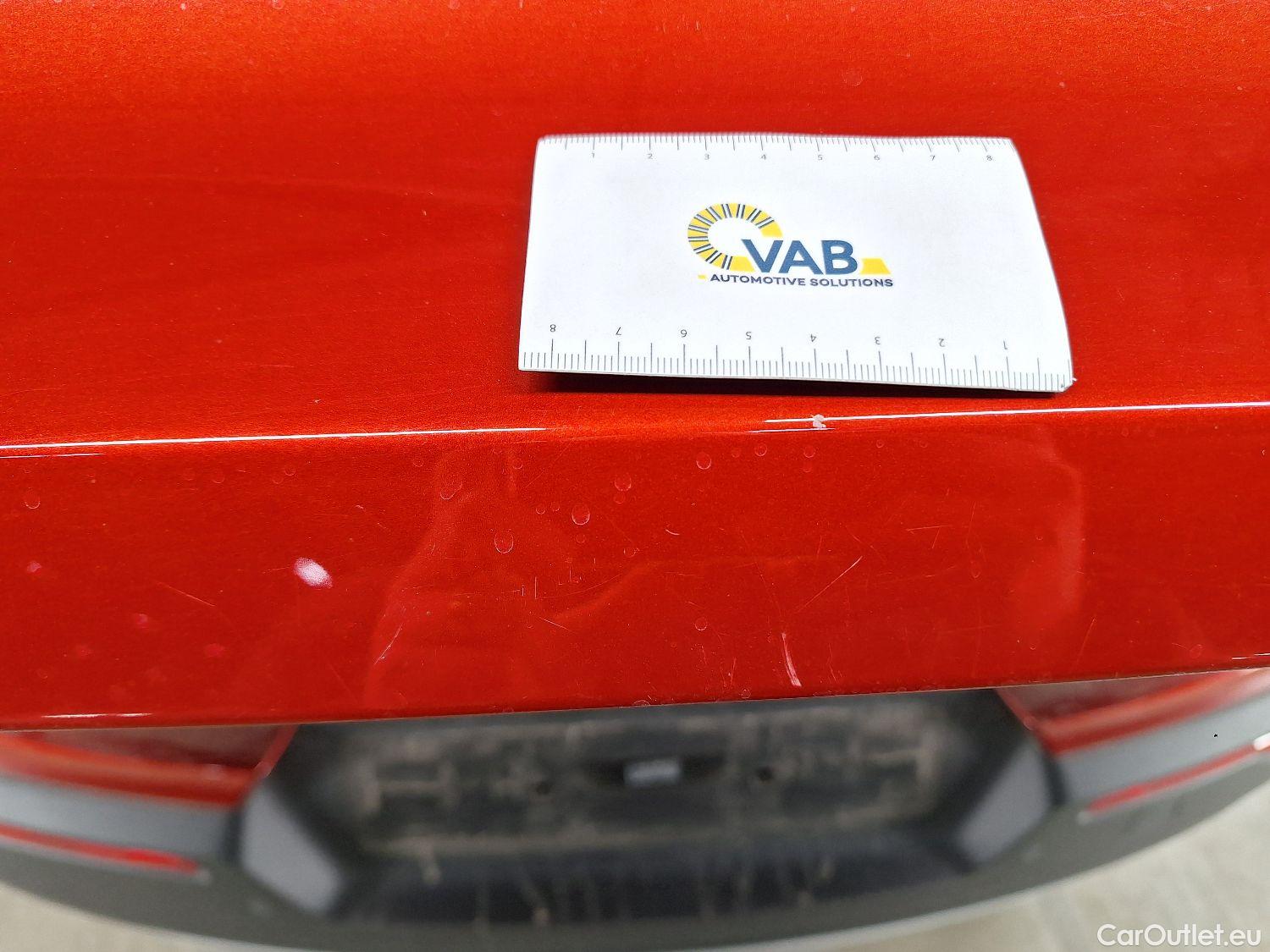  Volvo  XC 40 Volvo, XC40 '17, Volvo XC40 T3 Geartronic Momentum Pro 5d #46