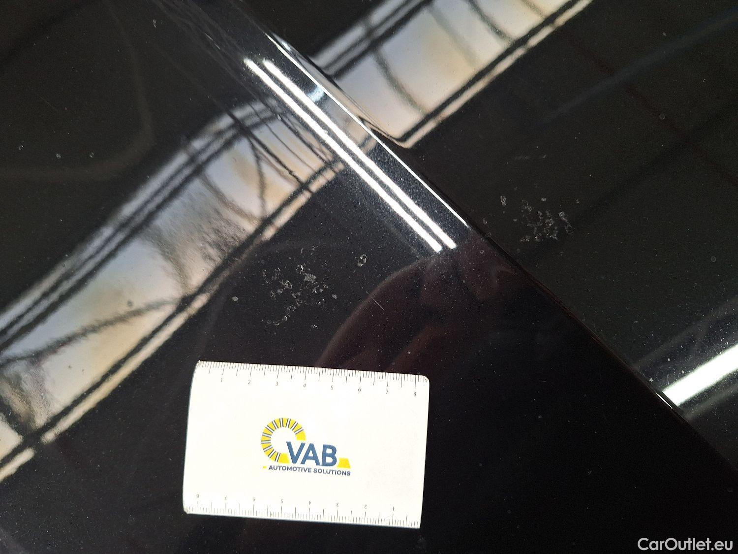  Volvo  XC 40 Volvo, XC40 '17, Volvo XC40 T2 Geartronic Momentum Pro 5d #44