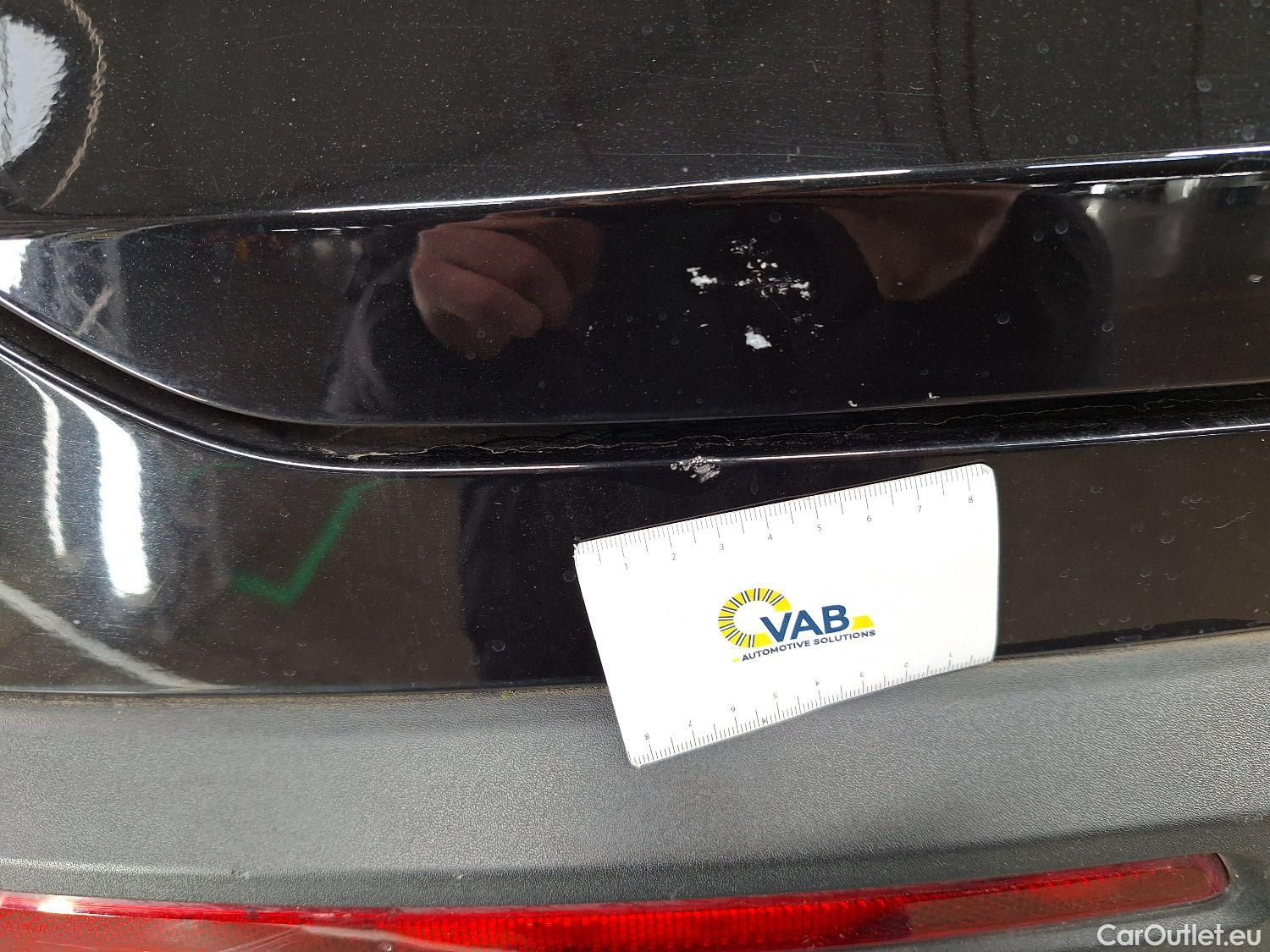  Volvo  XC 40 Volvo, XC40 '17, Volvo XC40 T2 Geartronic Momentum Pro 5d #27