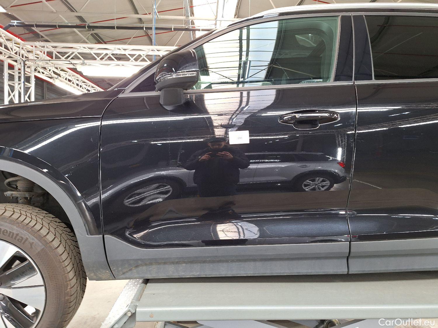  Volvo  XC 40 Volvo, XC40 '17, Volvo XC40 T2 Geartronic Momentum Pro 5d #35