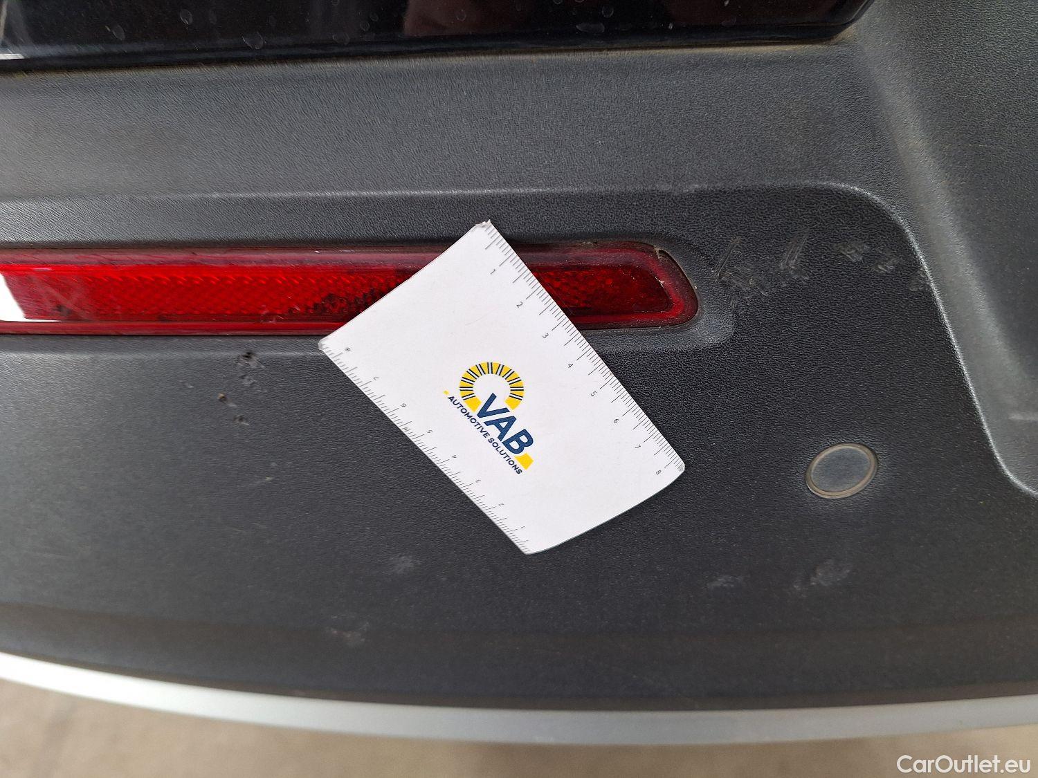  Volvo  XC 40 Volvo, XC40 '17, Volvo XC40 T2 Geartronic Momentum Pro 5d #22