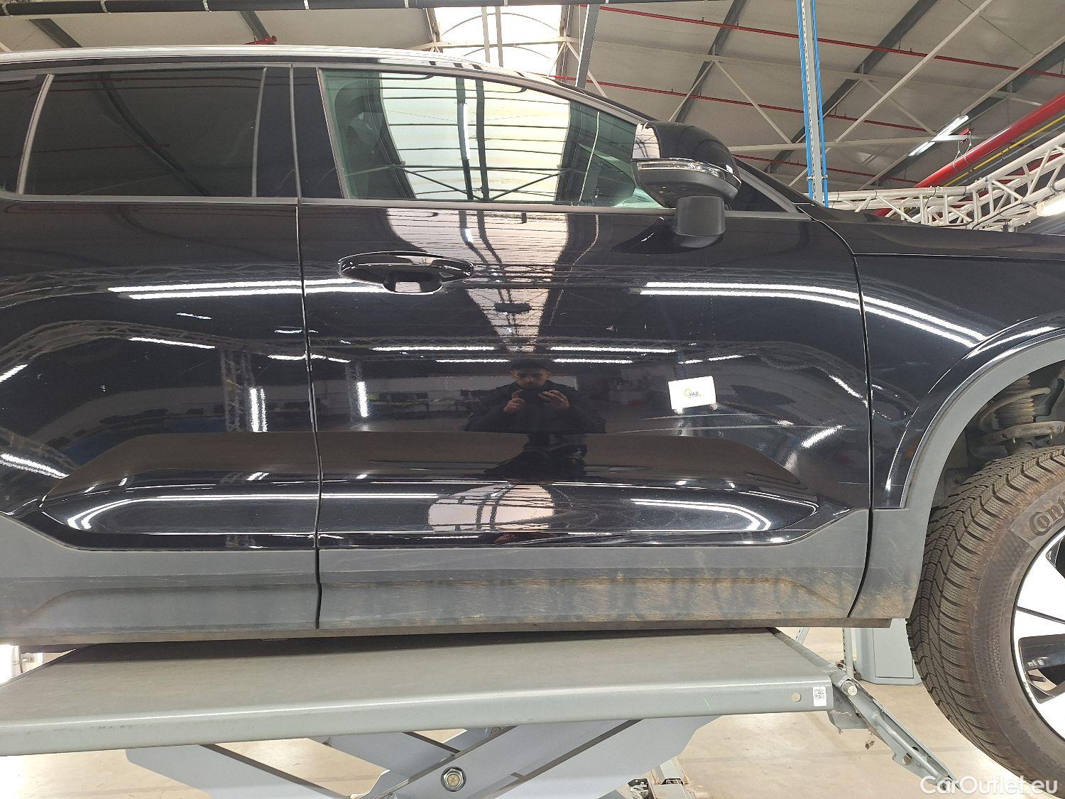  Volvo  XC 40 Volvo, XC40 '17, Volvo XC40 T2 Geartronic Momentum Pro 5d #8