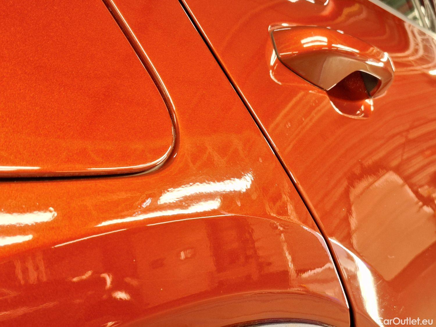  Volvo  XC 40 Volvo, XC40 '17, Volvo XC40 T3 Geartronic Momentum Pro 5d #30