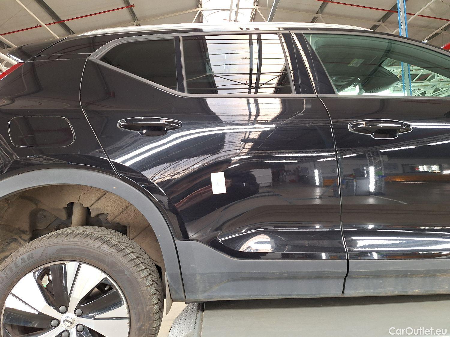  Volvo  XC 40 Volvo, XC40 '17, Volvo XC40 T2 Geartronic Momentum Pro 5d #19