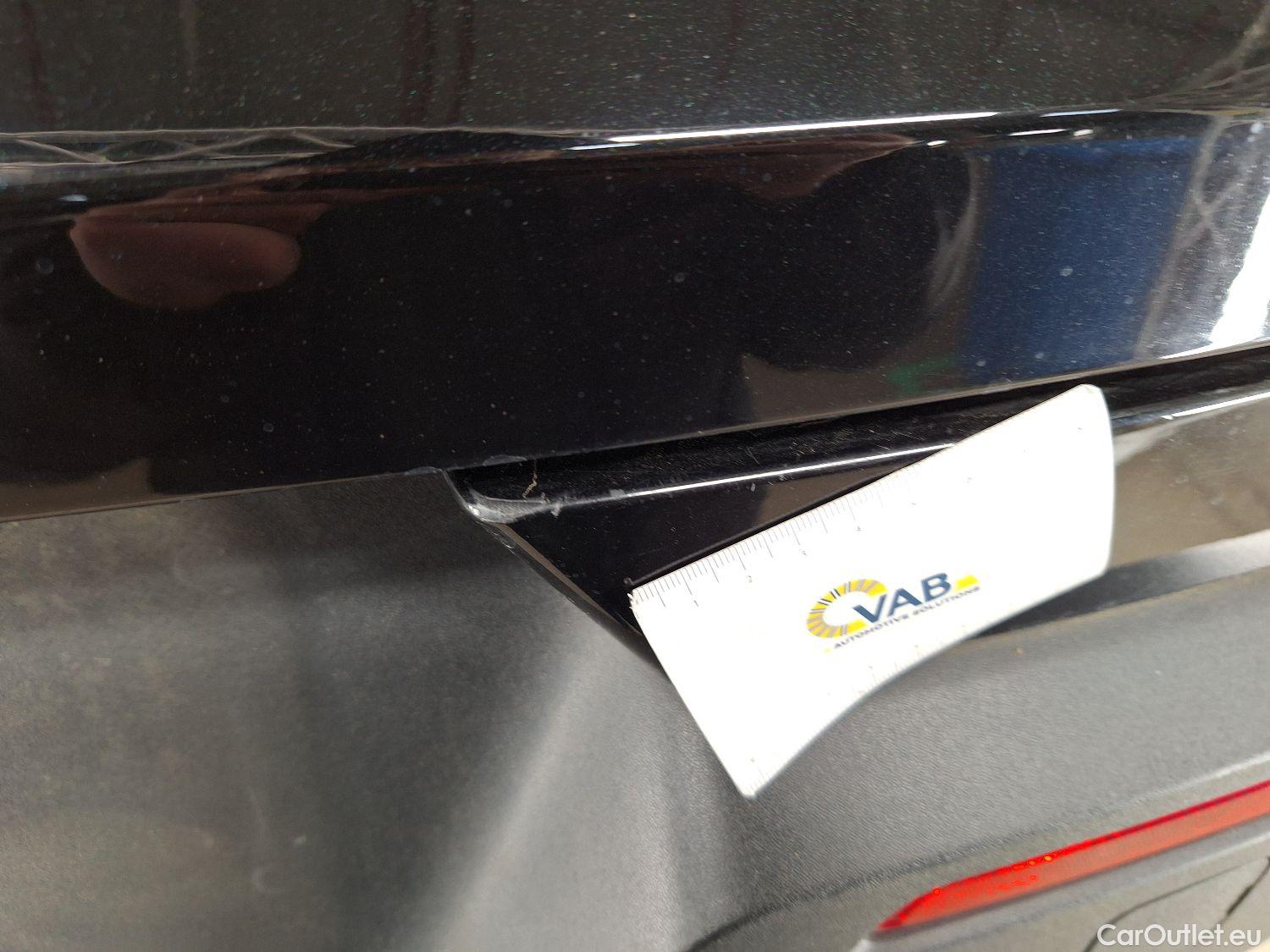  Volvo  XC 40 Volvo, XC40 '17, Volvo XC40 T2 Geartronic Momentum Pro 5d #26