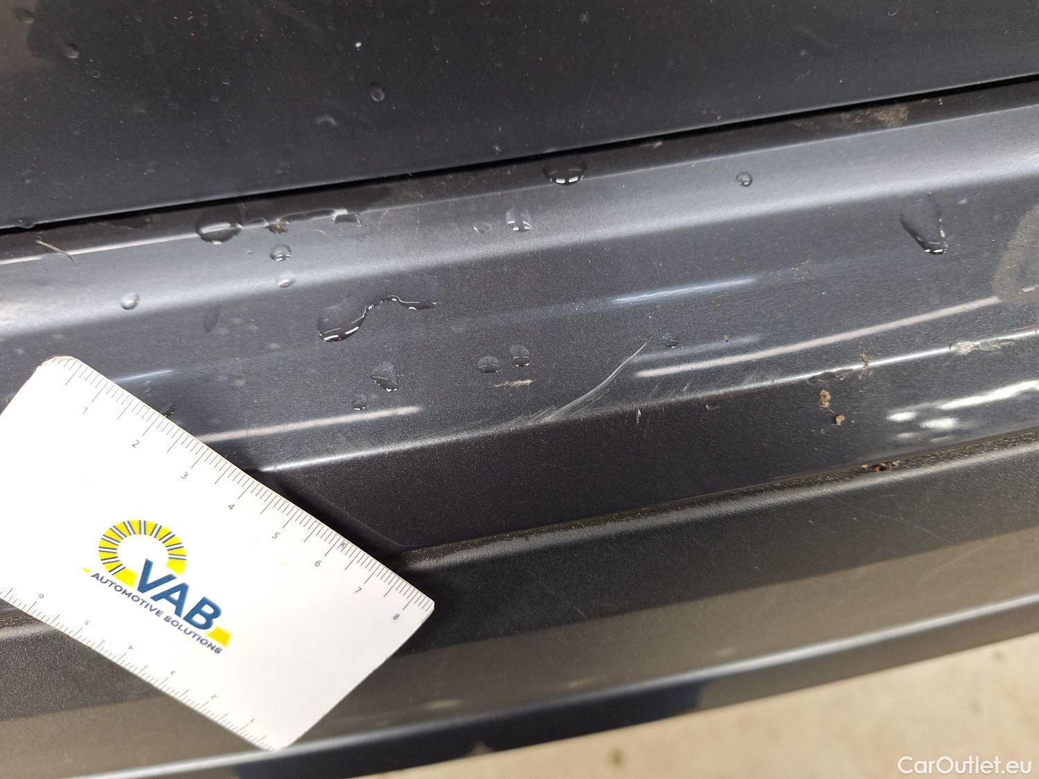  Bmw  X1 BMW,  FL'19, BMW  sDrive18iA (100 kW) 5d #21