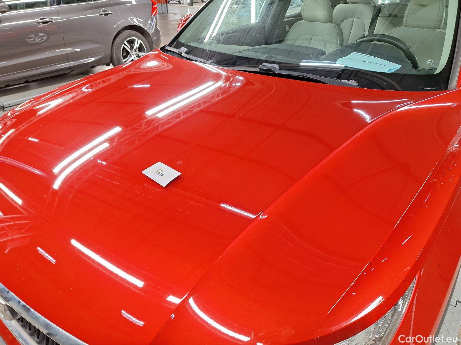  Volvo  XC 40 Volvo, XC40 '17, Volvo XC40 T3 Geartronic Momentum Pro 5d #57