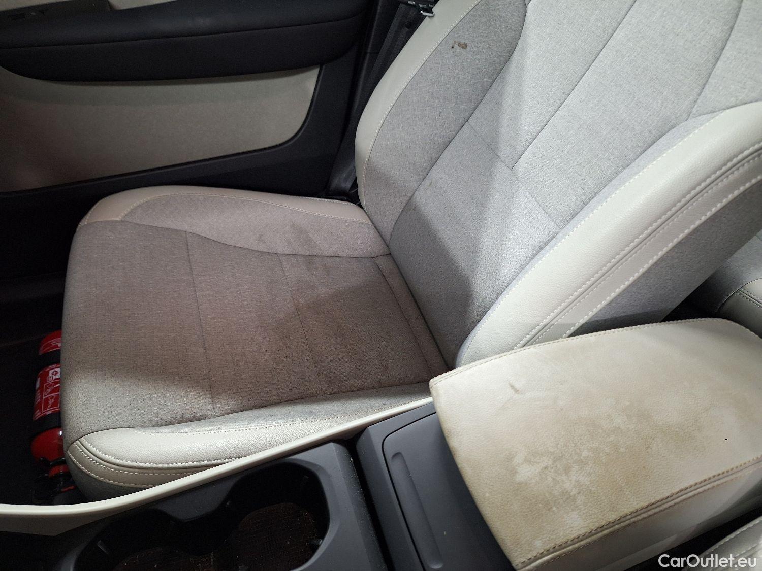  Volvo  XC 40 Volvo, XC40 '17, Volvo XC40 T3 Geartronic Momentum Pro 5d #50