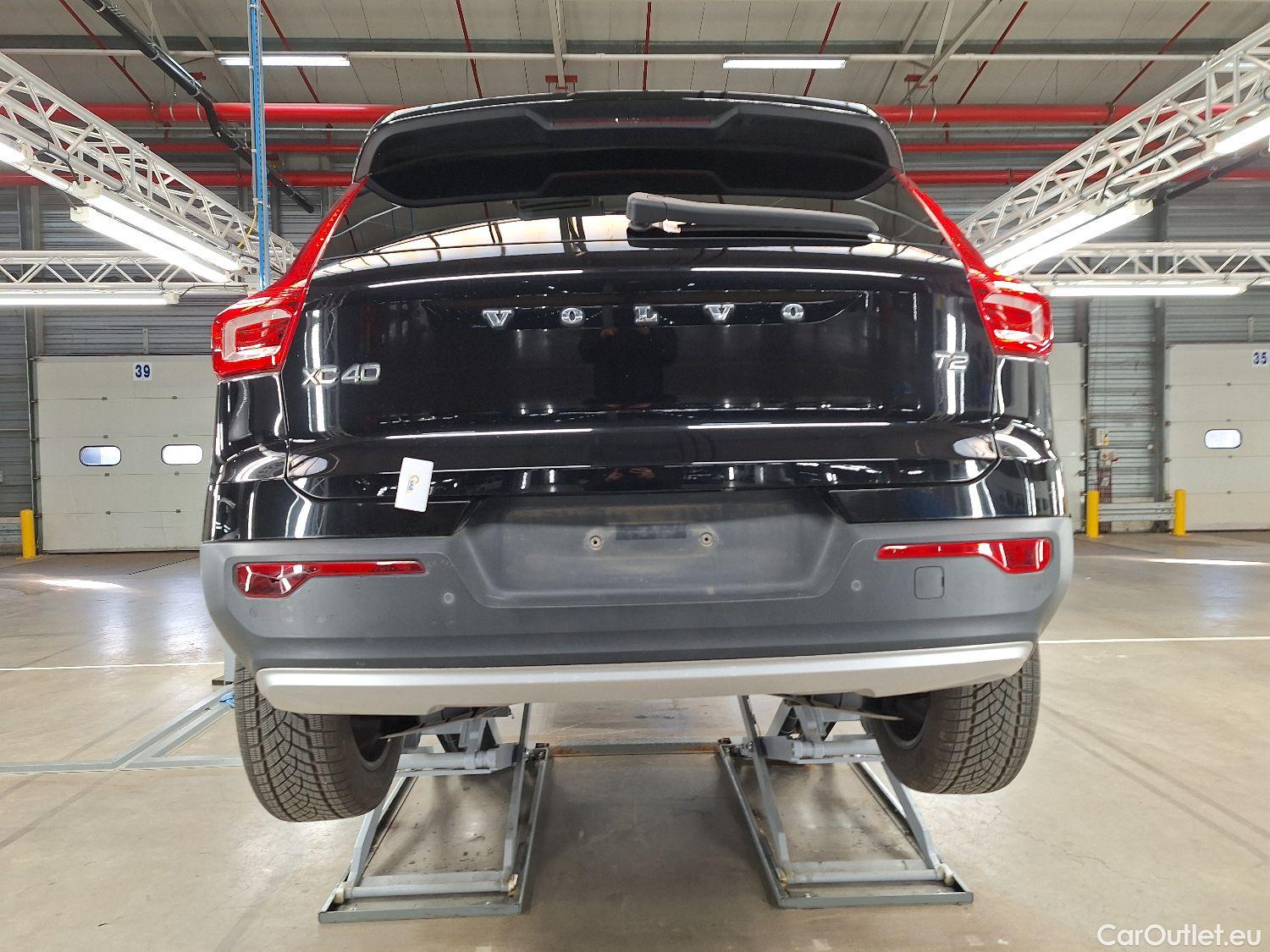  Volvo  XC 40 Volvo, XC40 '17, Volvo XC40 T2 Geartronic Momentum Pro 5d #28