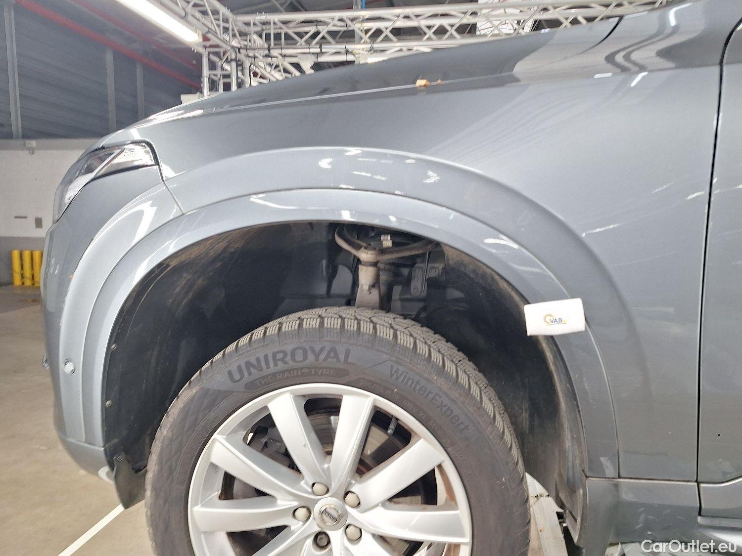  Volvo  XC90 Volvo,  '14, Volvo  2.0 D4 FWD Geartronic Momentum 7PL. 5d #40