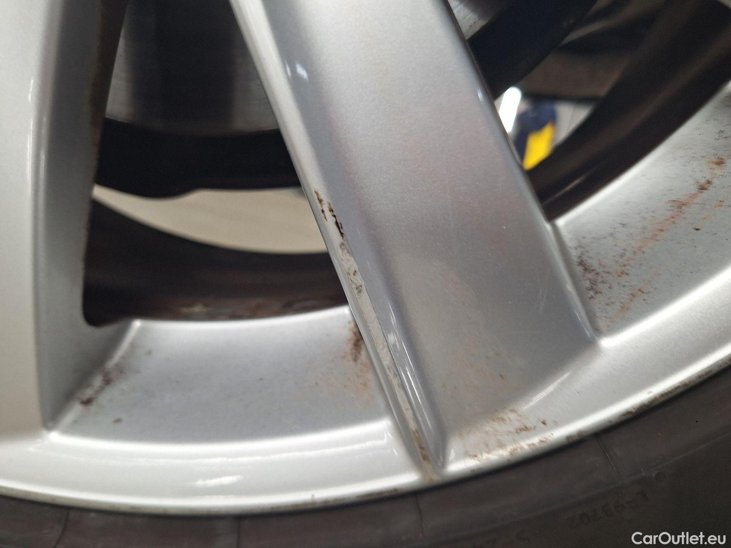  Volvo  XC90 Volvo,  '14, Volvo  2.0 D4 FWD Geartronic Momentum 7PL. 5d #4