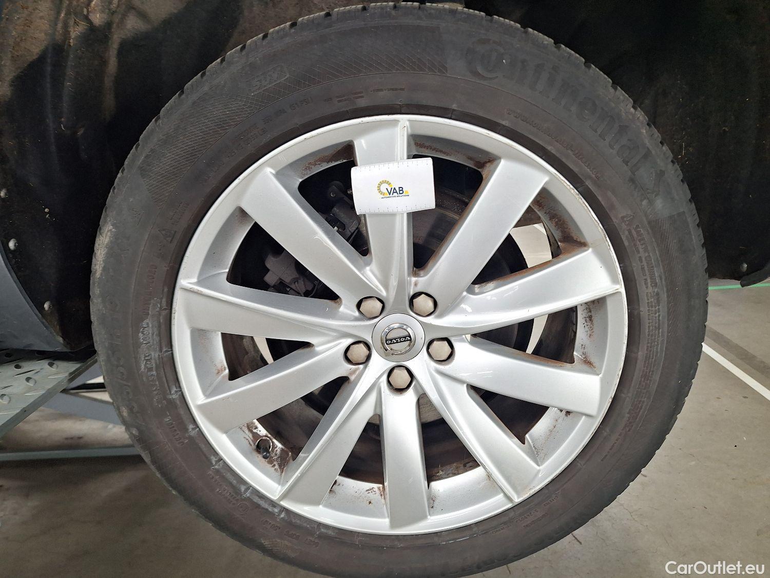  Volvo  XC90 Volvo,  '14, Volvo  2.0 D4 FWD Geartronic Momentum 7PL. 5d #3