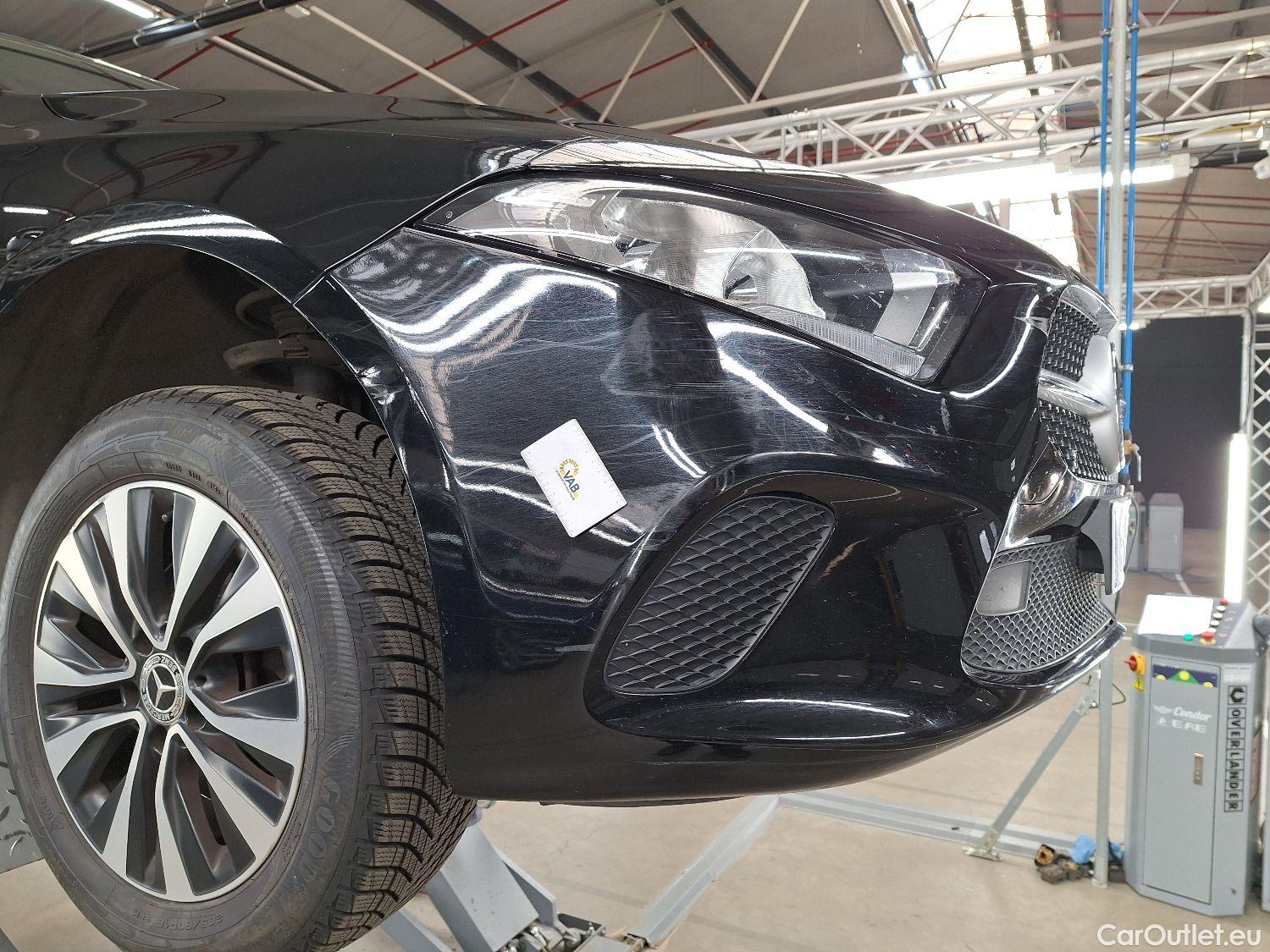  Mercedes  A-Klasse Mercedes, A-Class Berline '18, Mercedes-Benz  Limousine A 180 d 4d #14