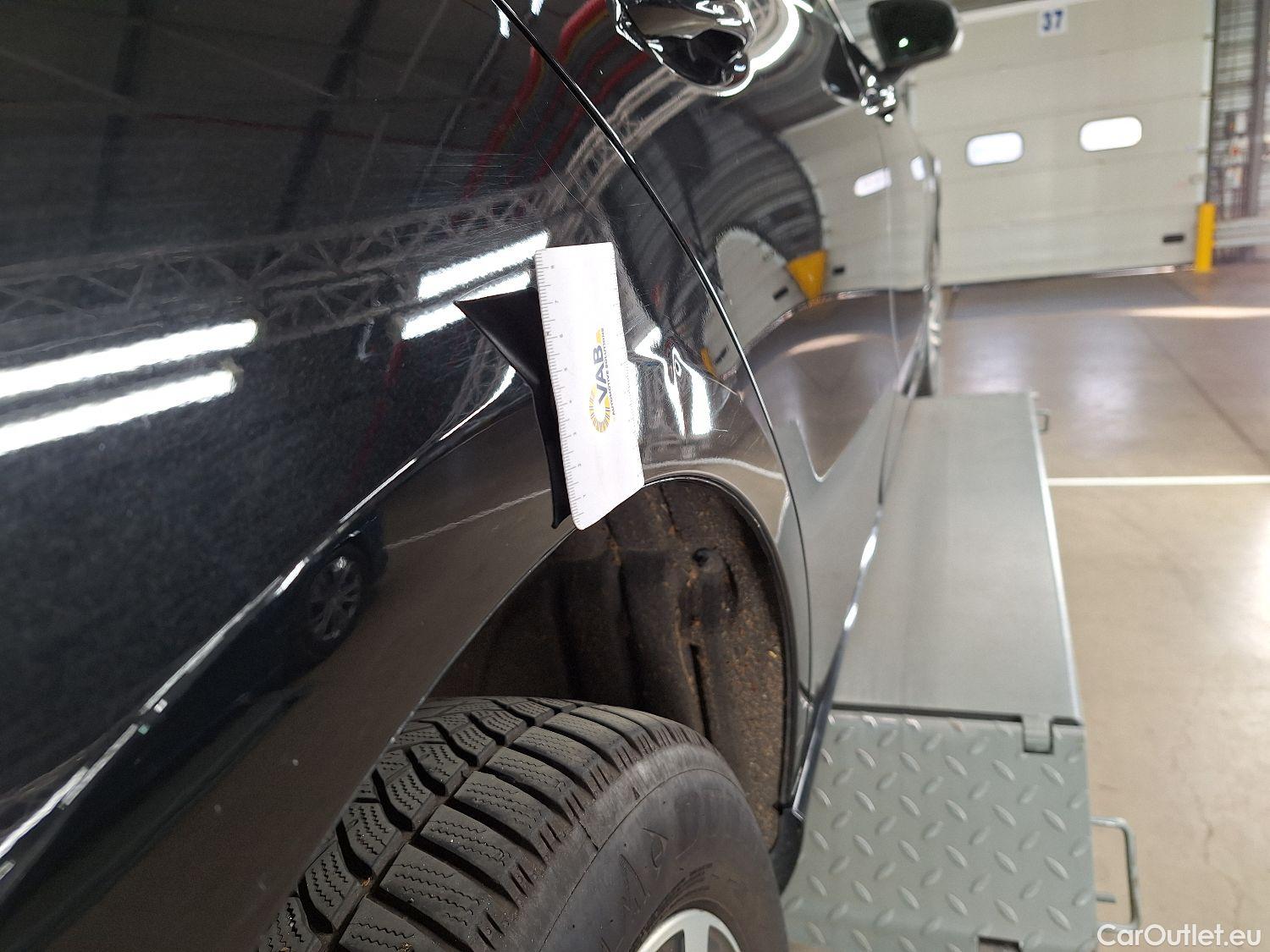  Mercedes  A-Klasse Mercedes, A-Class Berline '18, Mercedes-Benz  Limousine A 180 d 4d #28