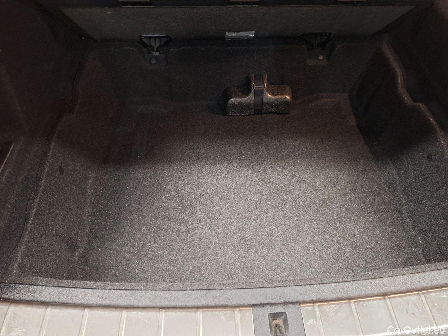  Bmw  X1 BMW,  FL'19, BMW  sDrive18dA (110 kW) 5d #2