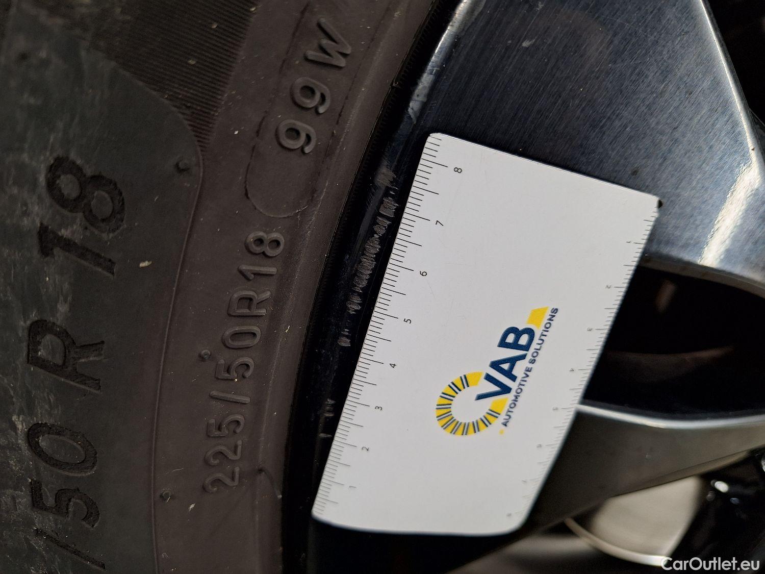  Bmw  X2 BMW,  '17, BMW  sDrive16dA 85kW DCT 5d #5