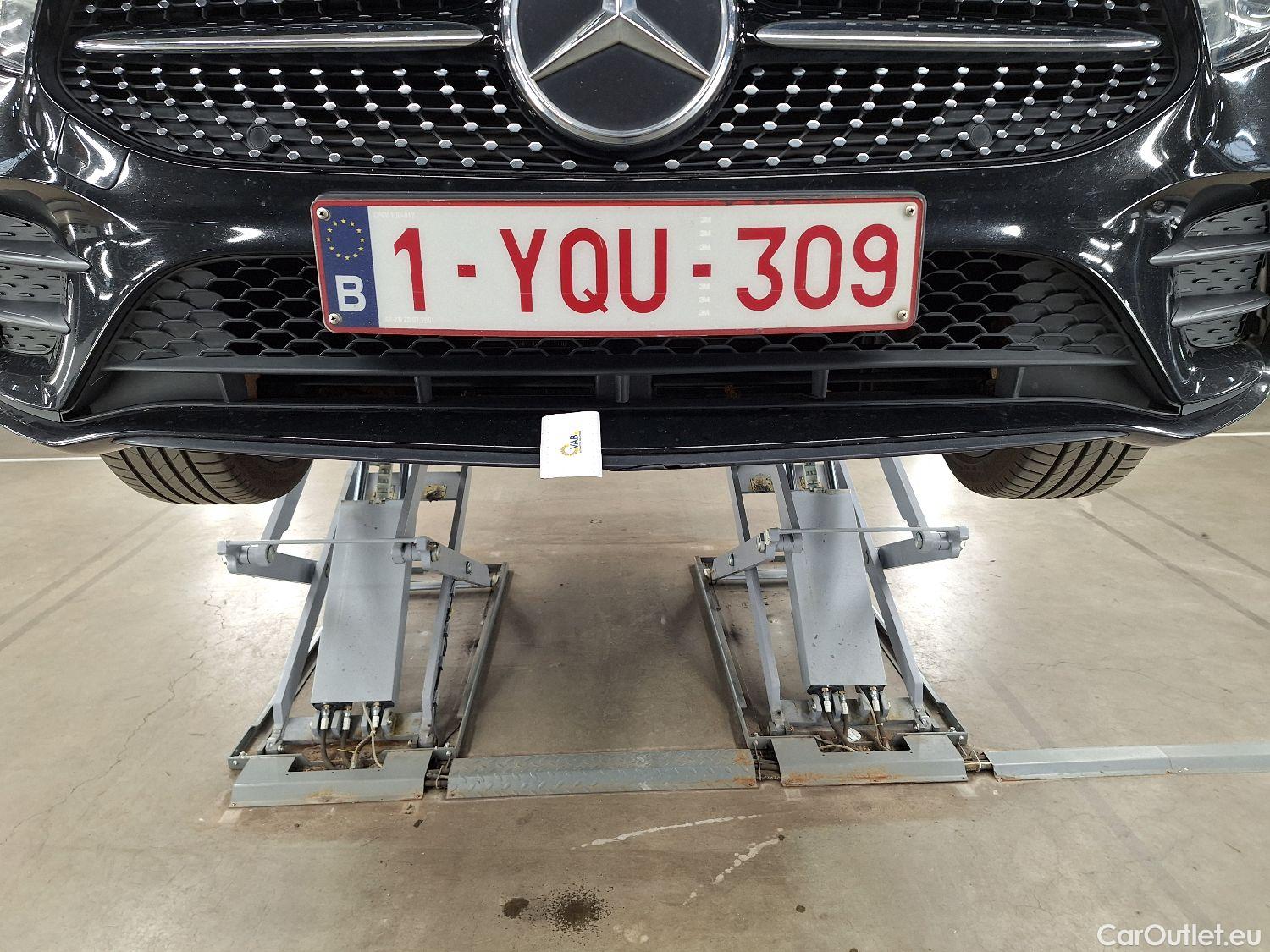  Mercedes  A-Klasse Mercedes, A-Class Berline '18, Mercedes-Benz  Limousine A 200d Business S #4