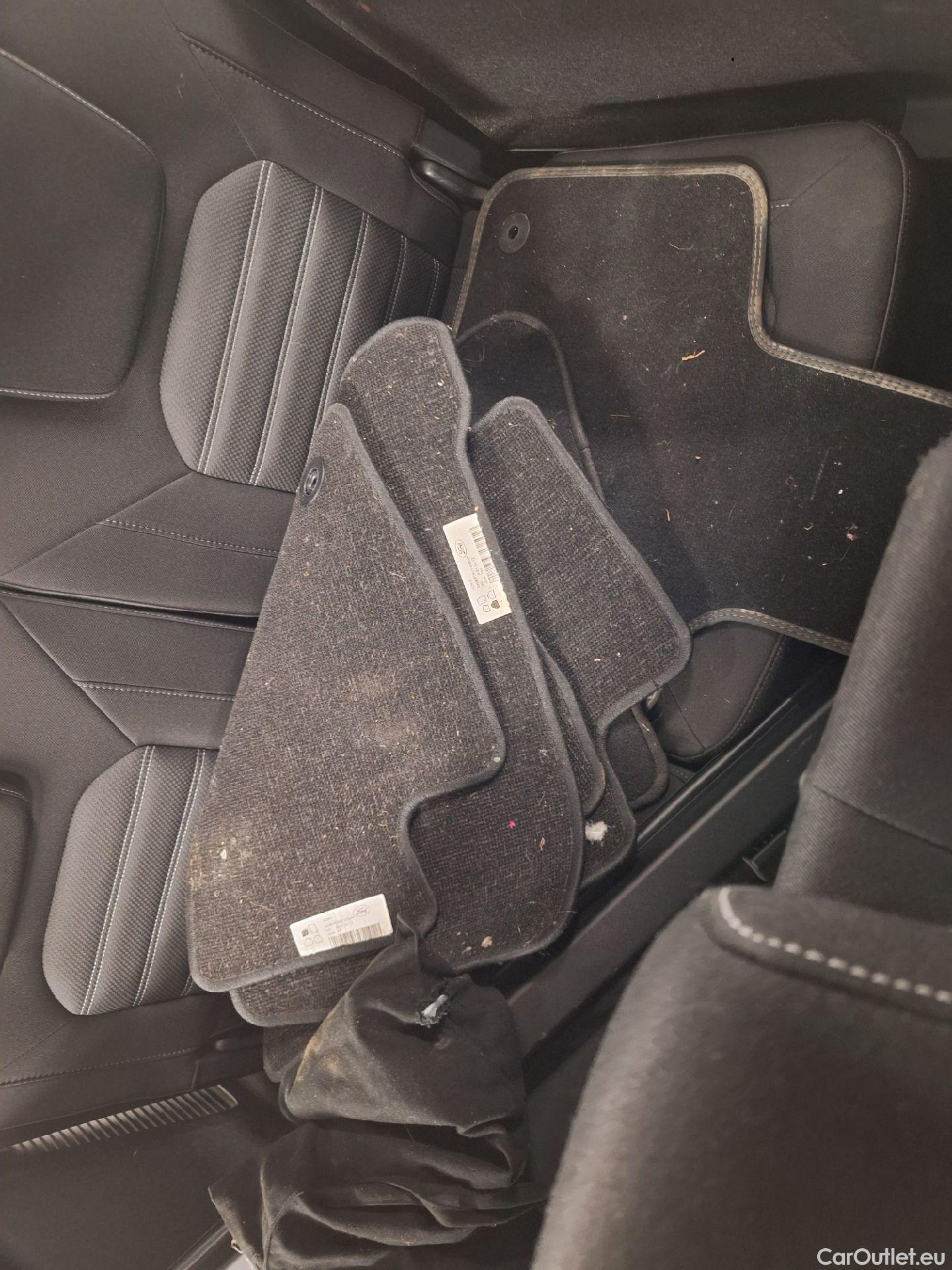  Ford  Galaxy Ford,  '15, Ford  2.0 TDCi 110kW S/S Titanium 5d 7pl #60