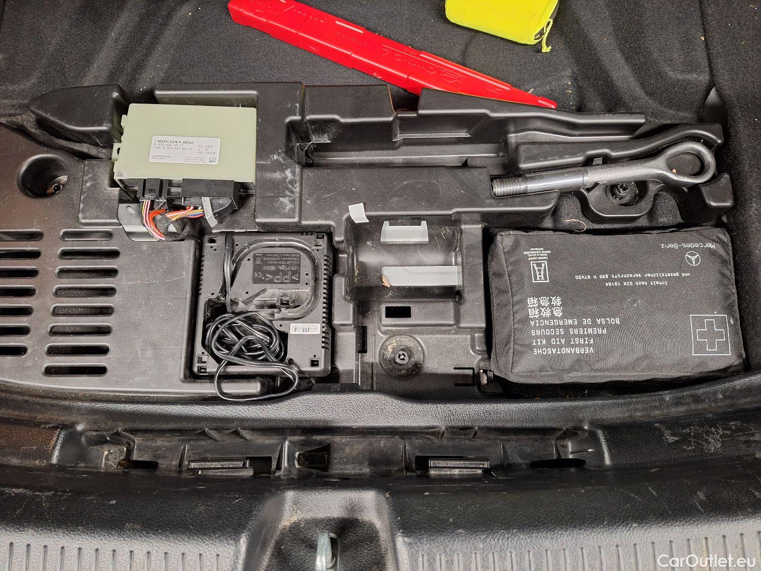  Mercedes  A-Klasse Mercedes, A-Class '18, Mercedes-Benz  A 180 d DCT Business Soluti #2