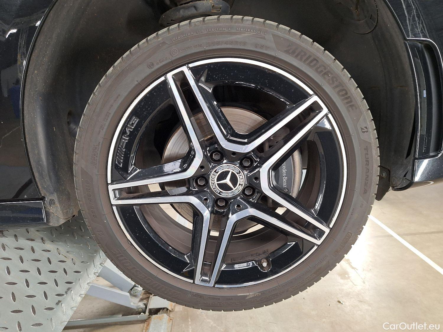  Mercedes  A-Klasse Mercedes, A-Class Berline '18, Mercedes-Benz  Limousine A 200d Business S #9