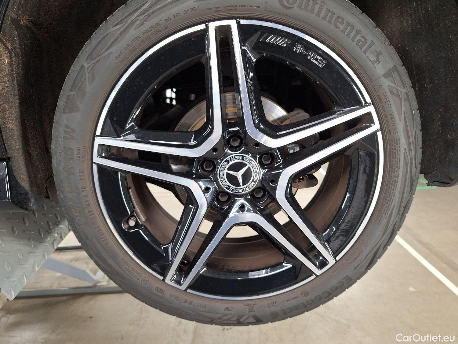  Mercedes  A-Klasse Mercedes, A-Class Berline '18, Mercedes-Benz  Limousine A 200d Business S #14